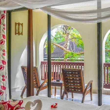 Lotfa Resort Diani ディアニ・ビーチ エクステリア 写真