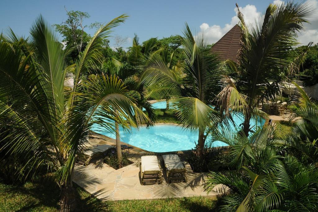 Lotfa Resort Diani ディアニ・ビーチ エクステリア 写真