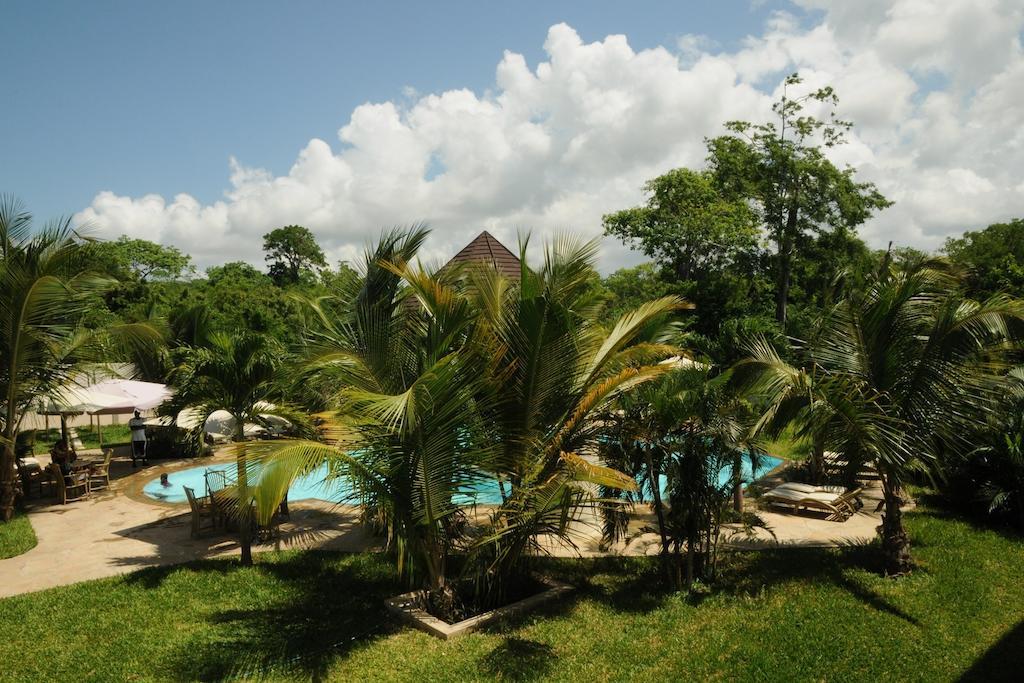 Lotfa Resort Diani ディアニ・ビーチ エクステリア 写真