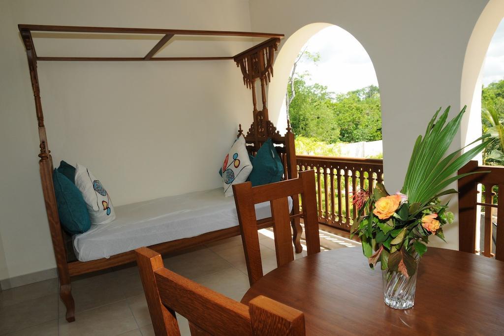 Lotfa Resort Diani ディアニ・ビーチ エクステリア 写真