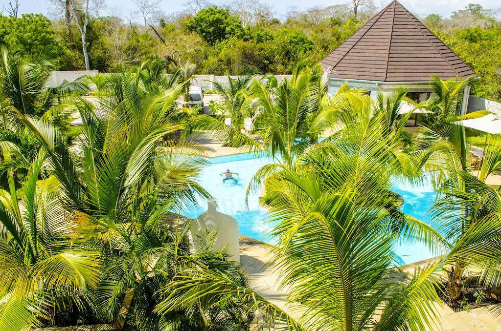 Lotfa Resort Diani ディアニ・ビーチ エクステリア 写真