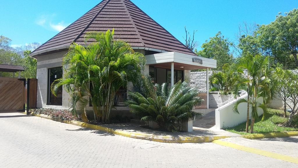 Lotfa Resort Diani ディアニ・ビーチ エクステリア 写真